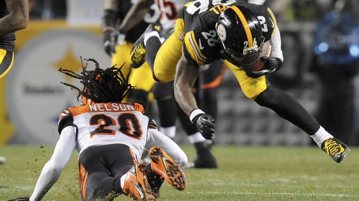 Le'Veon Bell misses practice with balky knee