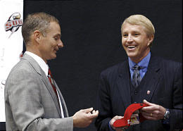 SUU athletic director Ken Beazer with newly-hired SUU women's basketball coach Steve Hodson (May 1, 2006) Rohn Solomon, SUU Publications