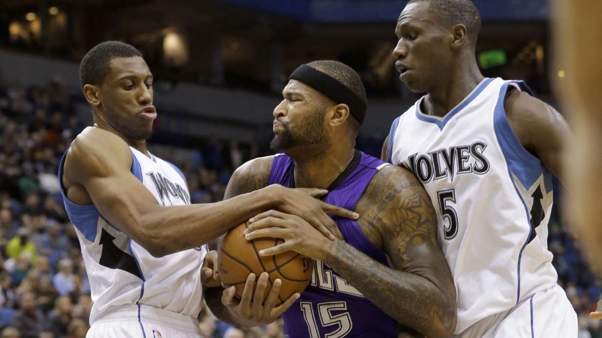 Cousins, Kings survive close one in Minnesota