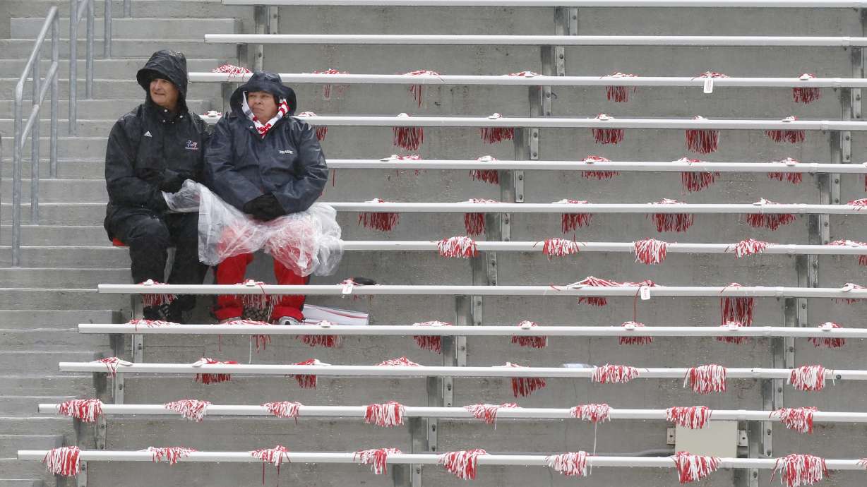 Houston improbable 35-34 AF Bowl win over Pitt