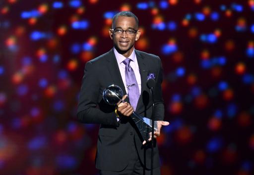 Fallece Stuart Scott tras perder batalla con el cáncer 