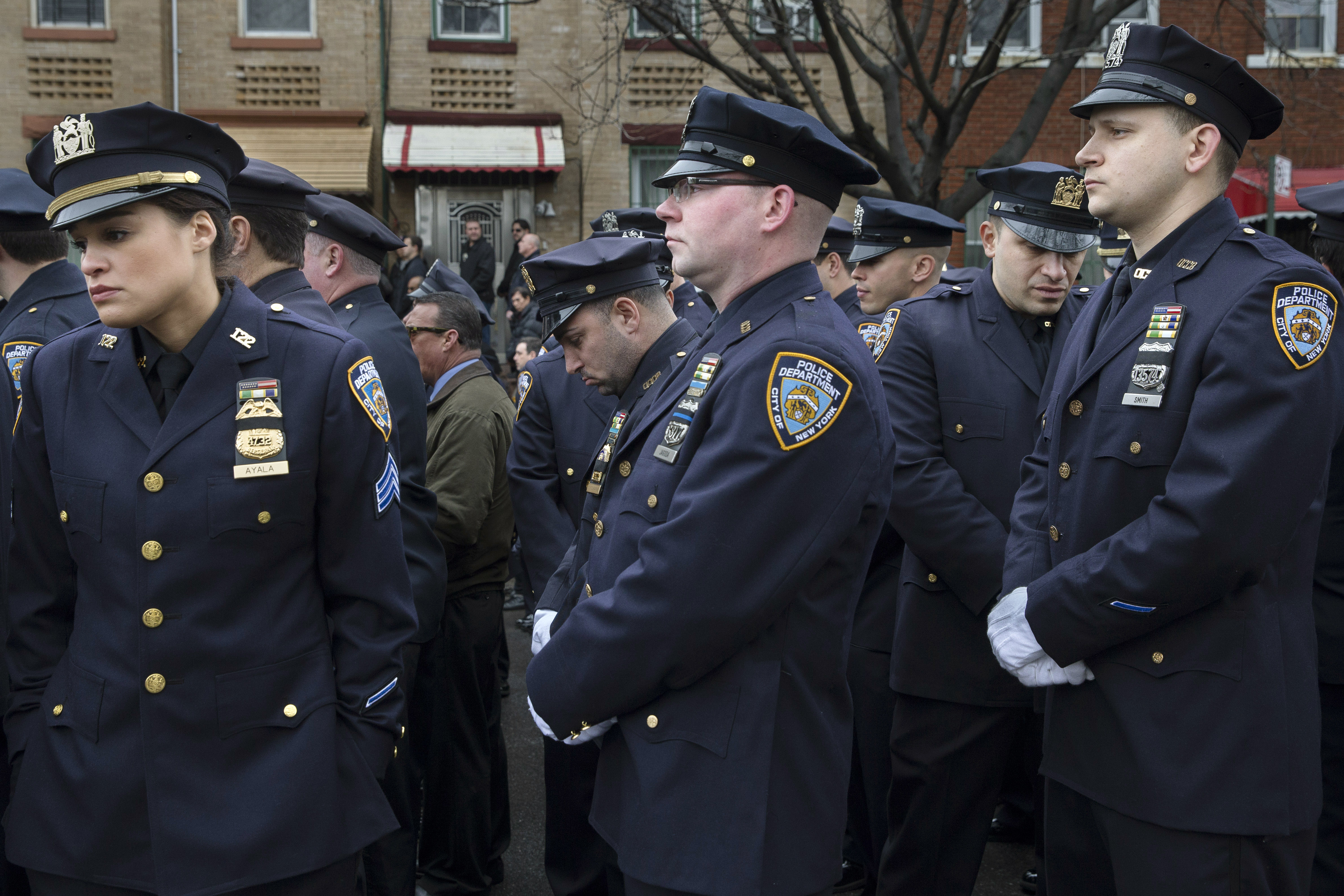 NYC Mayor de Blasio: Police were disrespectful to turn backs