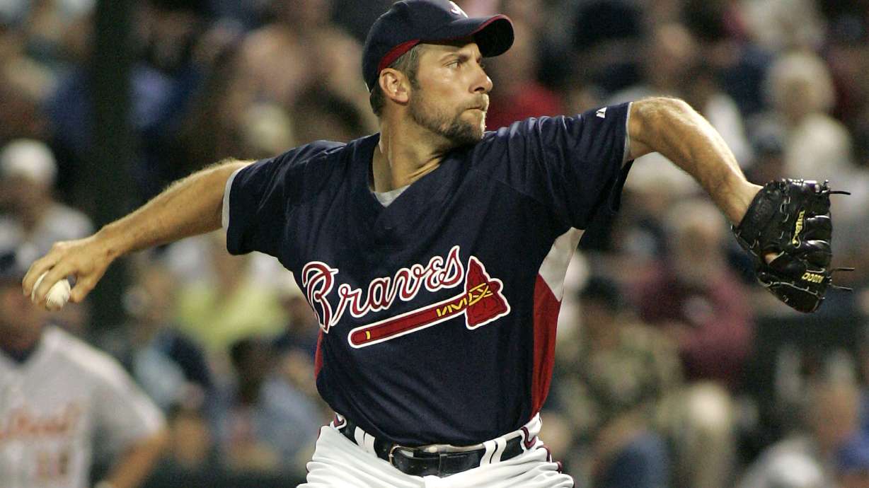 Smoltz voted into Hall of Fame in 1st try