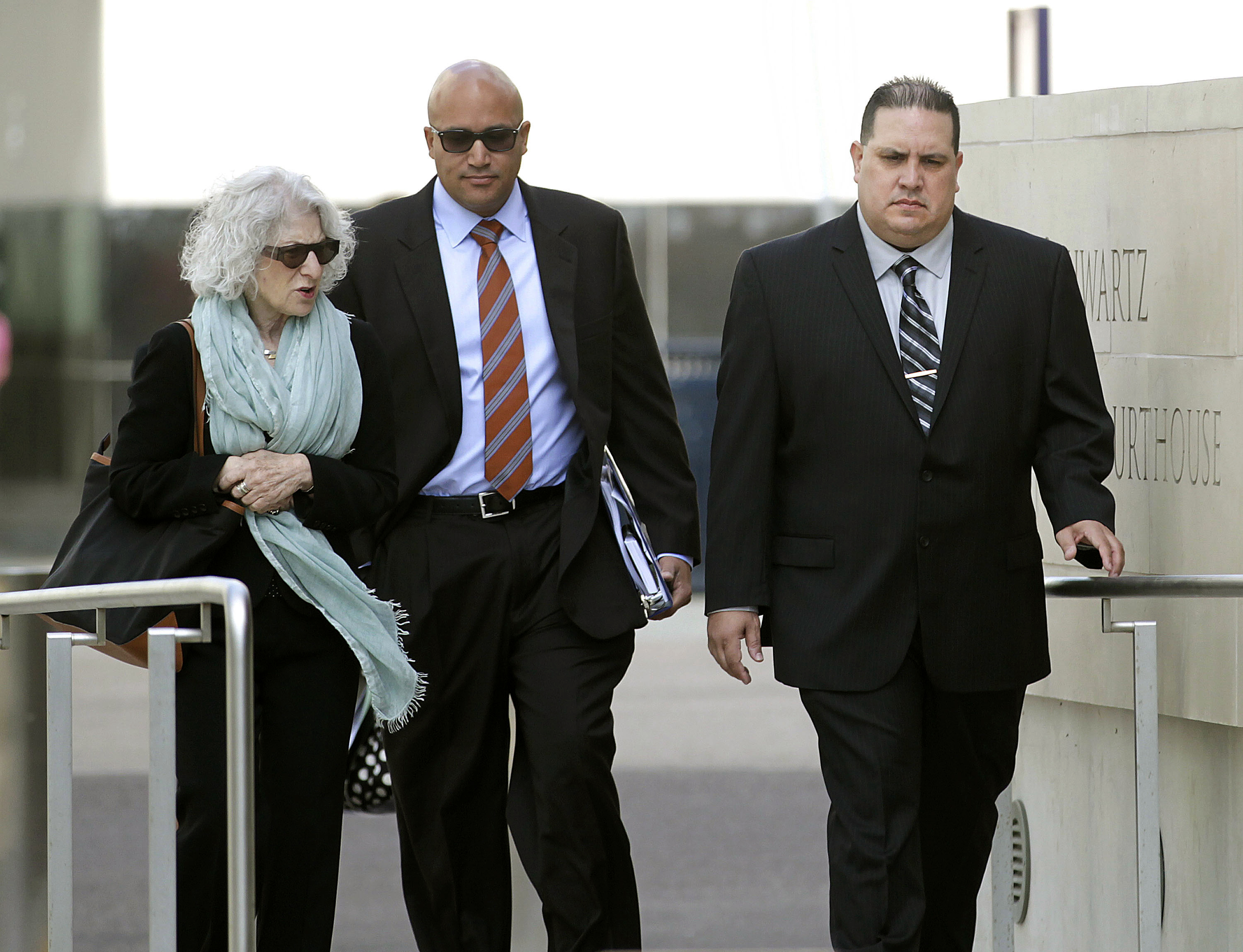 Navy official is highest yet to plead guilty in bribery case