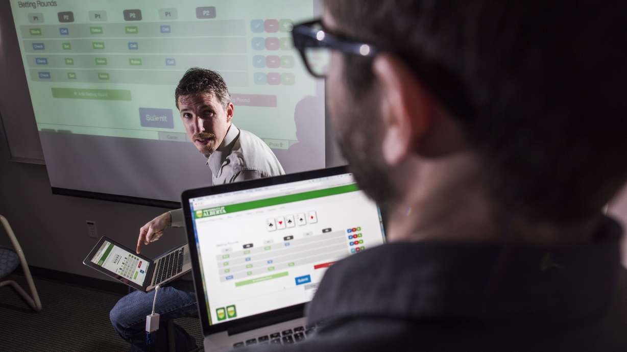 Self-taught computer program finds super poker strategy