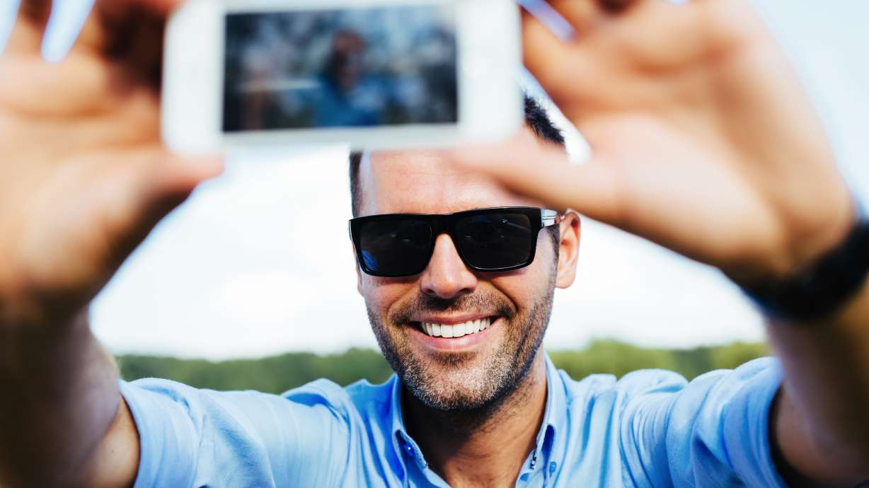 What to do if your phone fills up with photos