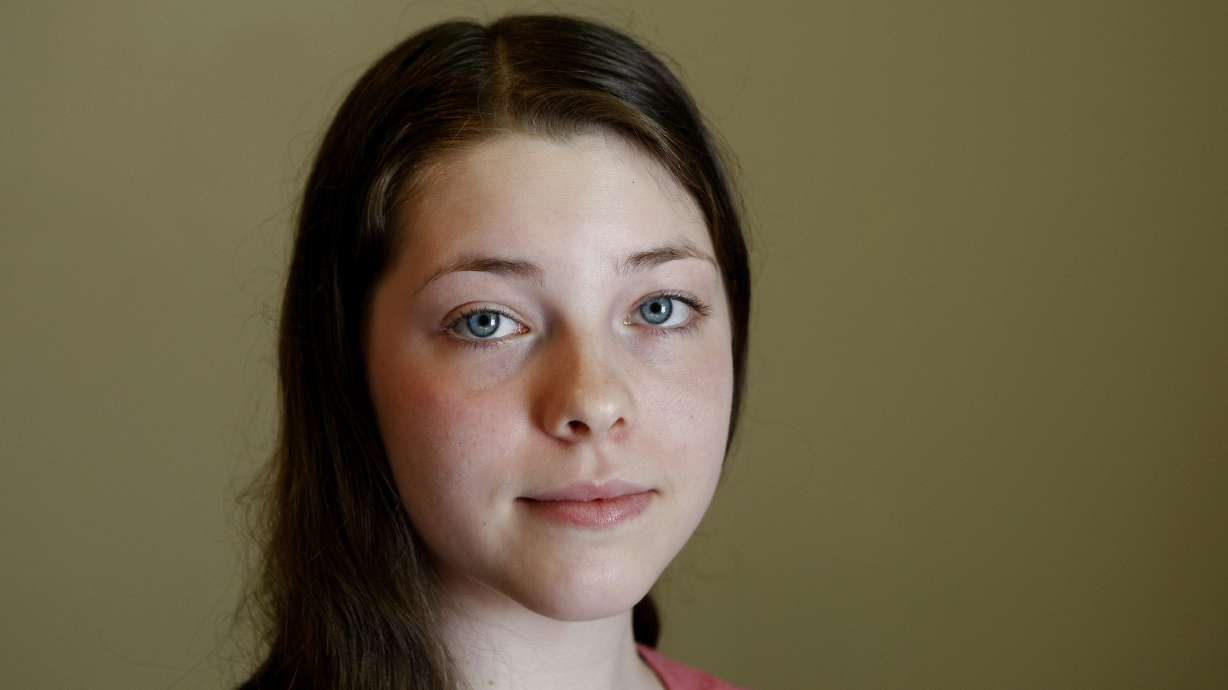 North Texas teen turns to online school after brain injury