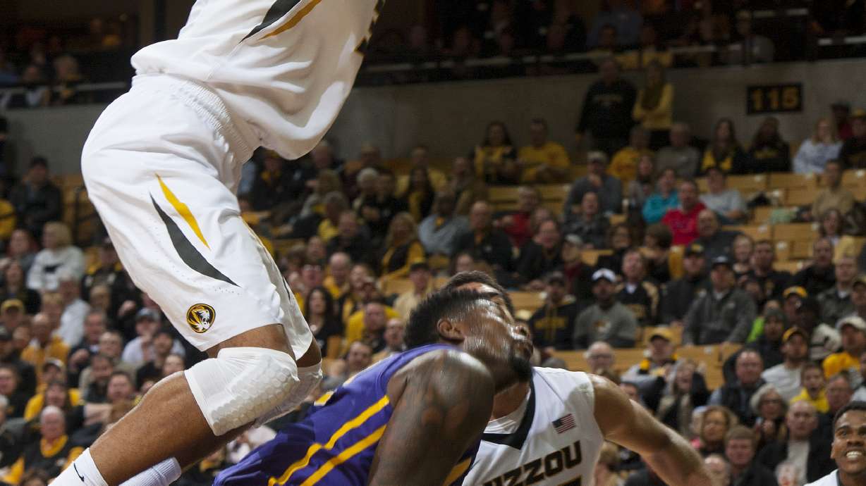 Missouri defeats LSU in overtime 74-67