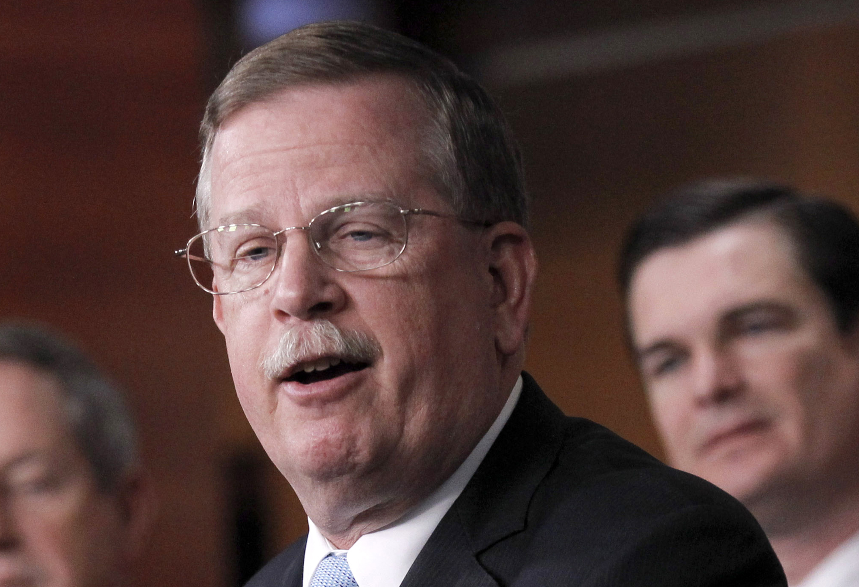 Boehner's embrace of GOP rebels nudges House caucus to right