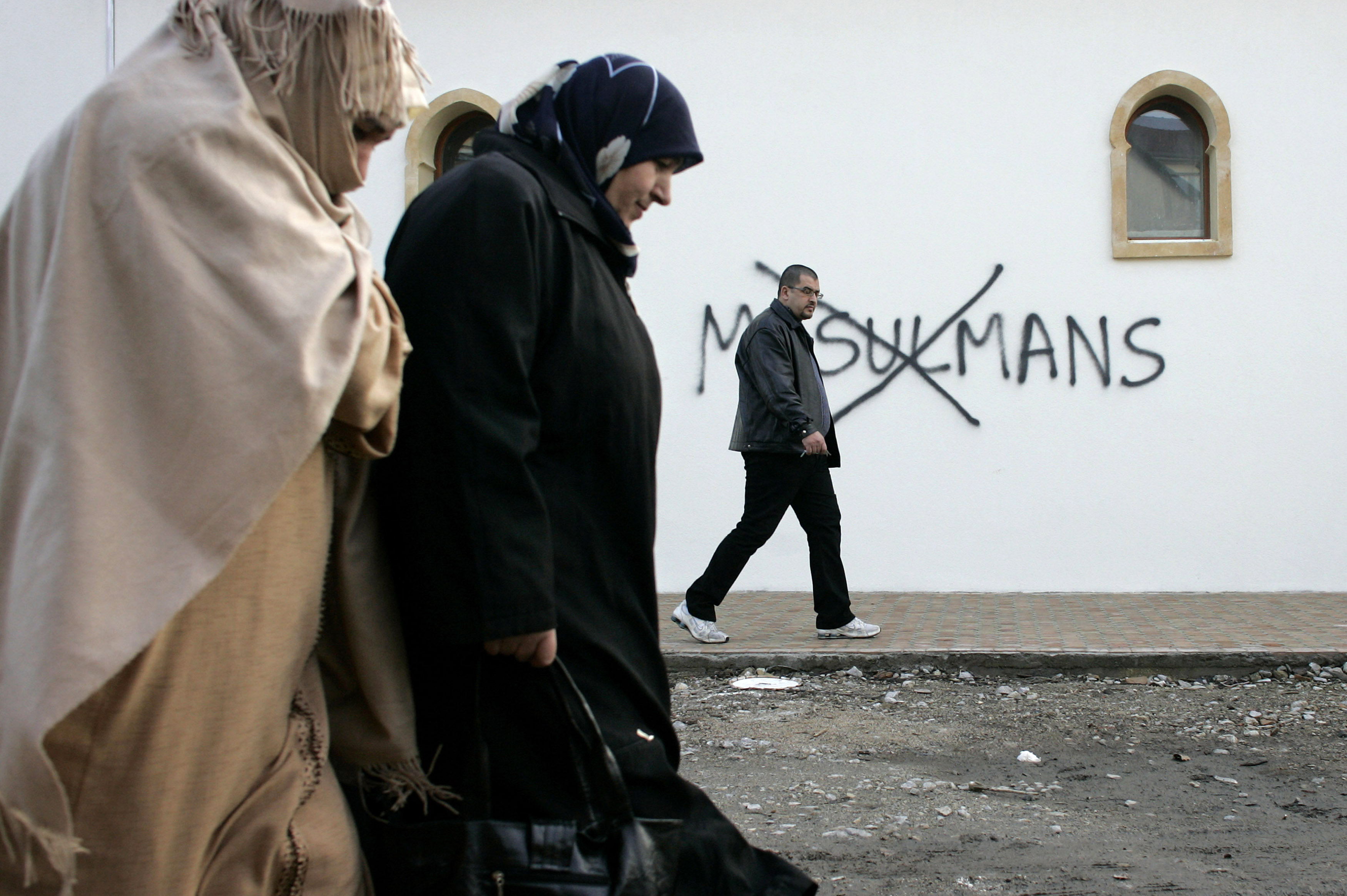 Europe's Muslims feel heat of backlash after Paris terror