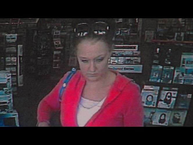 Policía busca a pareja que roba tarjetas de crédito y las usa en Cottonwood Heights