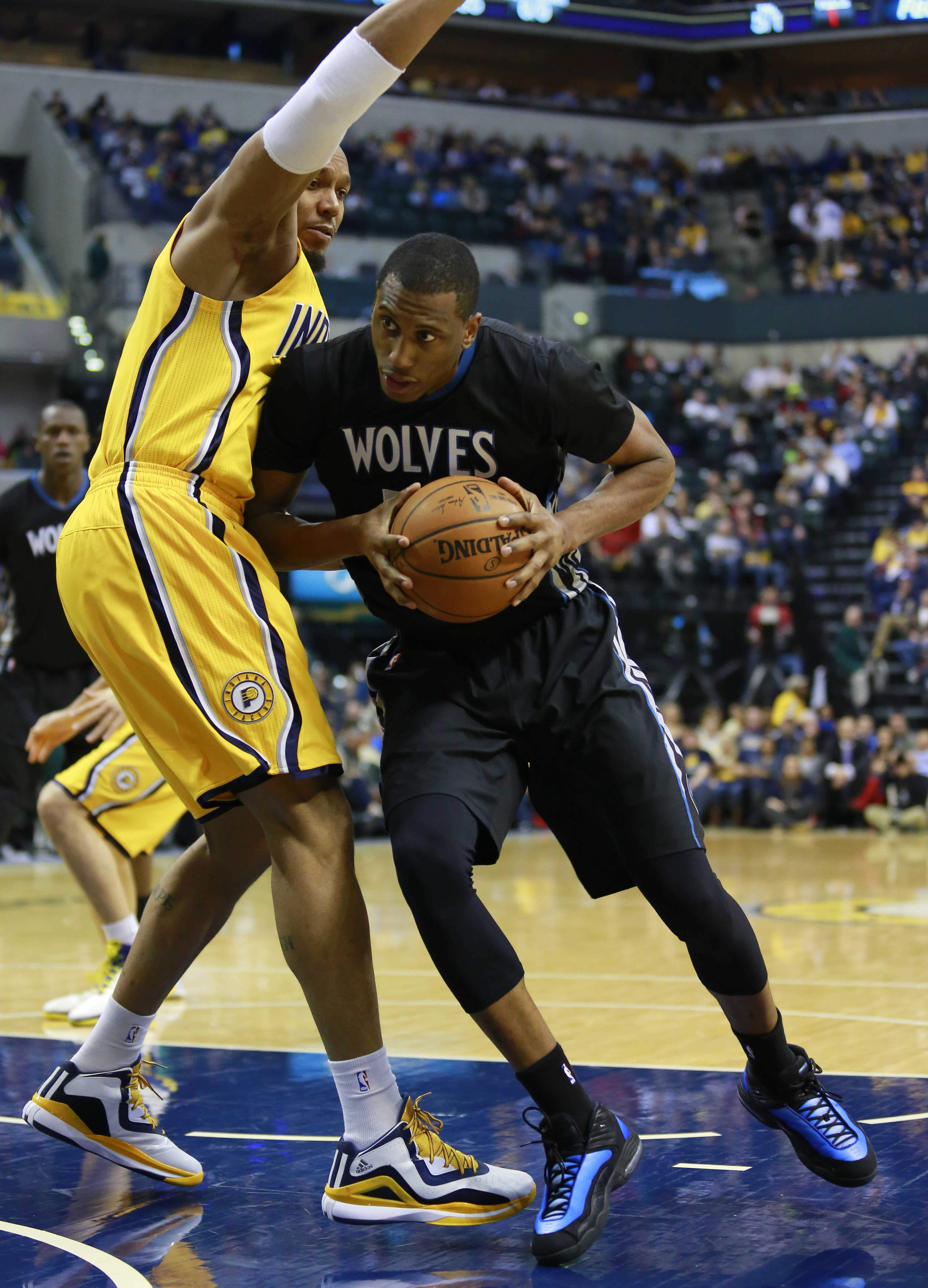 Mo Williams scores 52, Wolves top Pacers to end 15-game skid