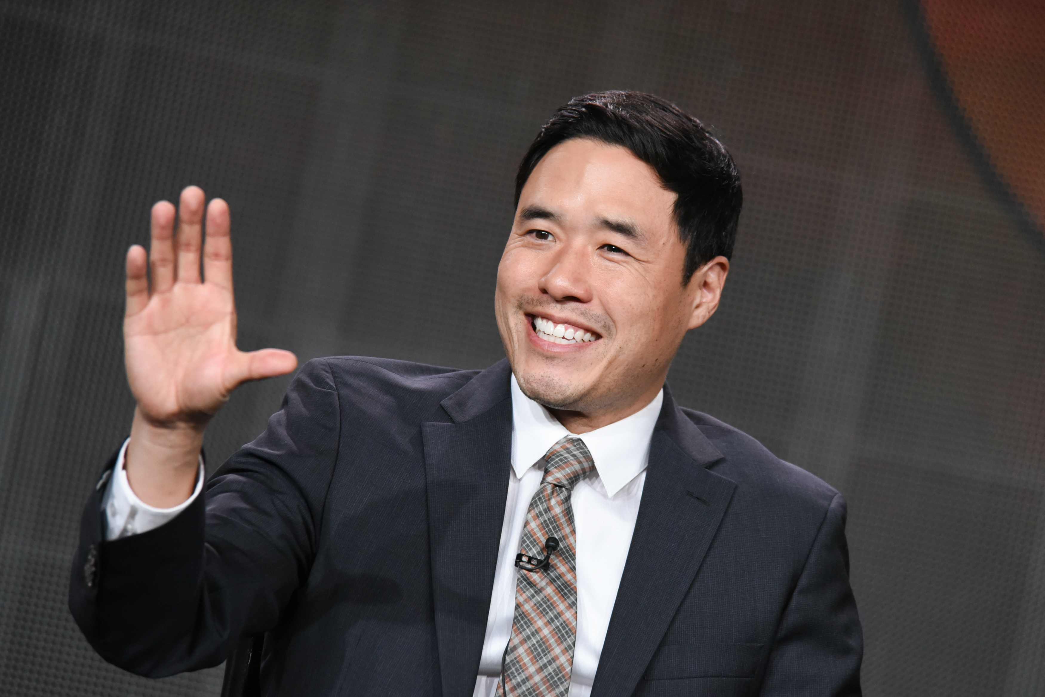 'Interview' star Park glad to switch gears with TV comedy