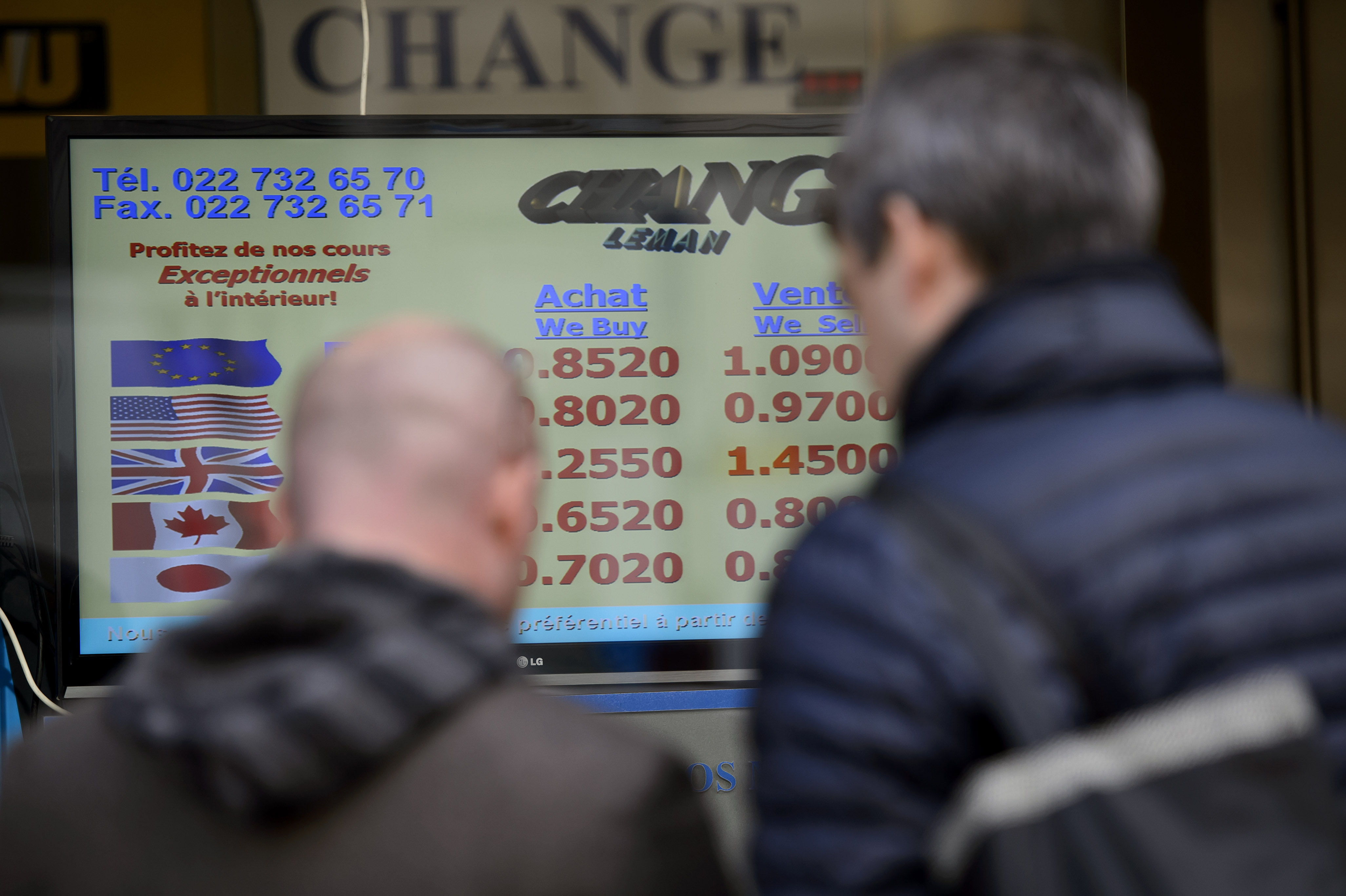 Swiss franc's massive surge claims brokerage firm scalps