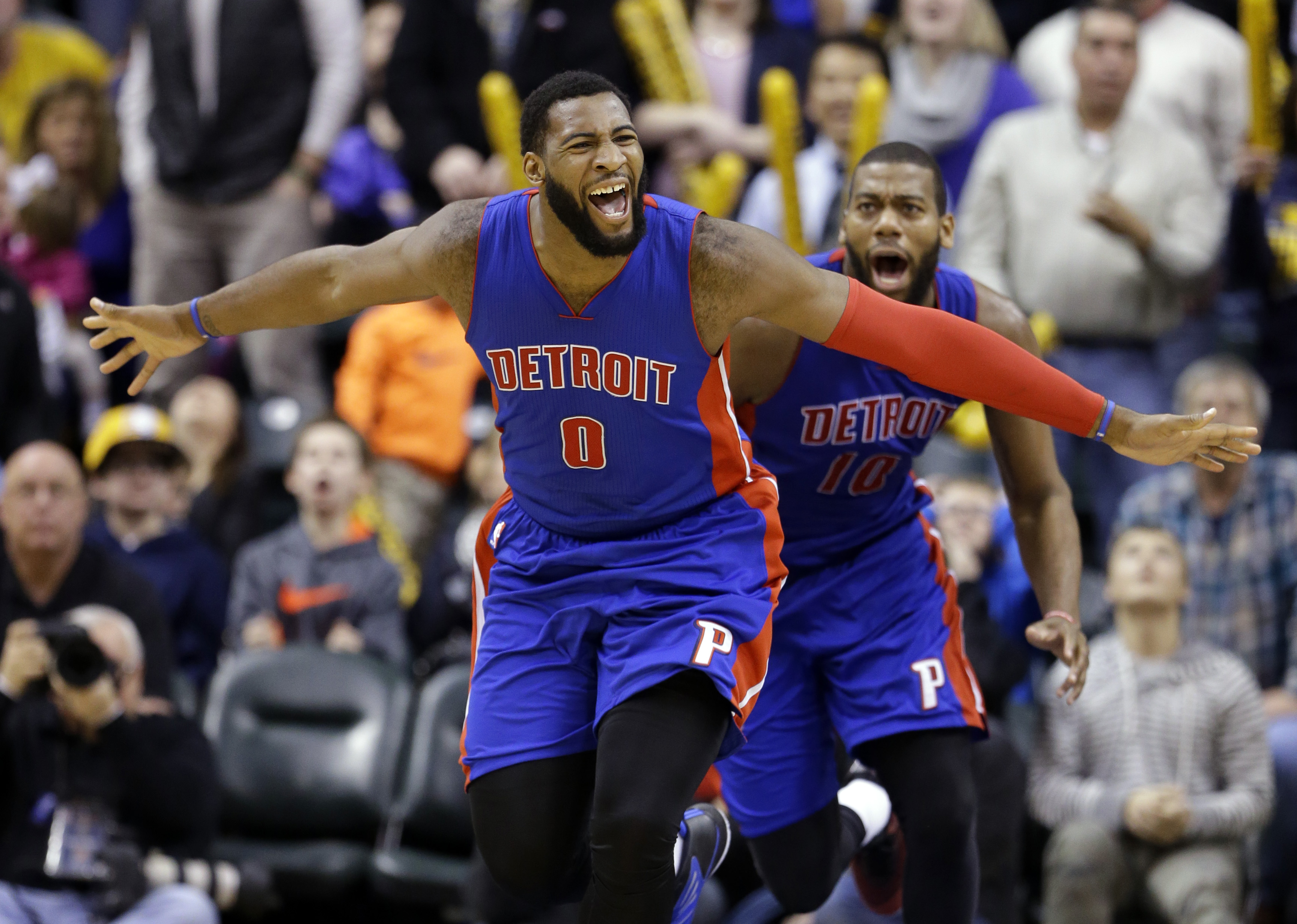 Tip-in with less than second sends Pistons over Pacers 98-96