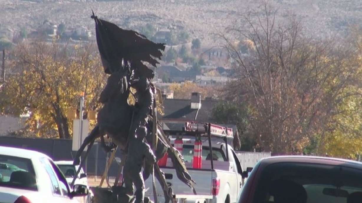 Dixie State returns Confederate soldiers statue to creator
