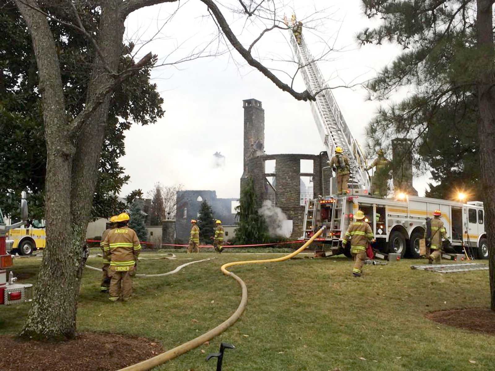 Official: Relatives believe family was in mansion for fire