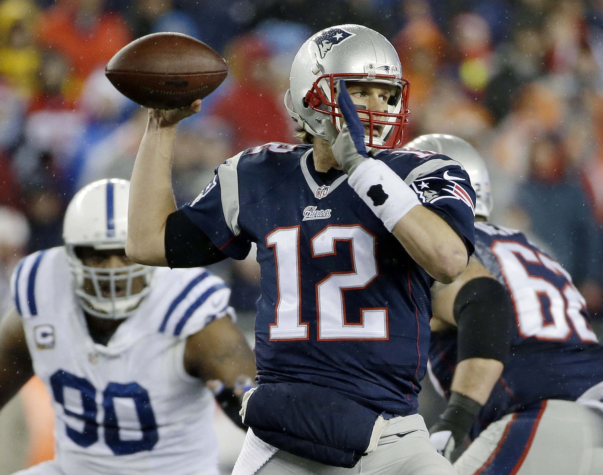 Pats brush off talk of deflated footballs as NFL reviews