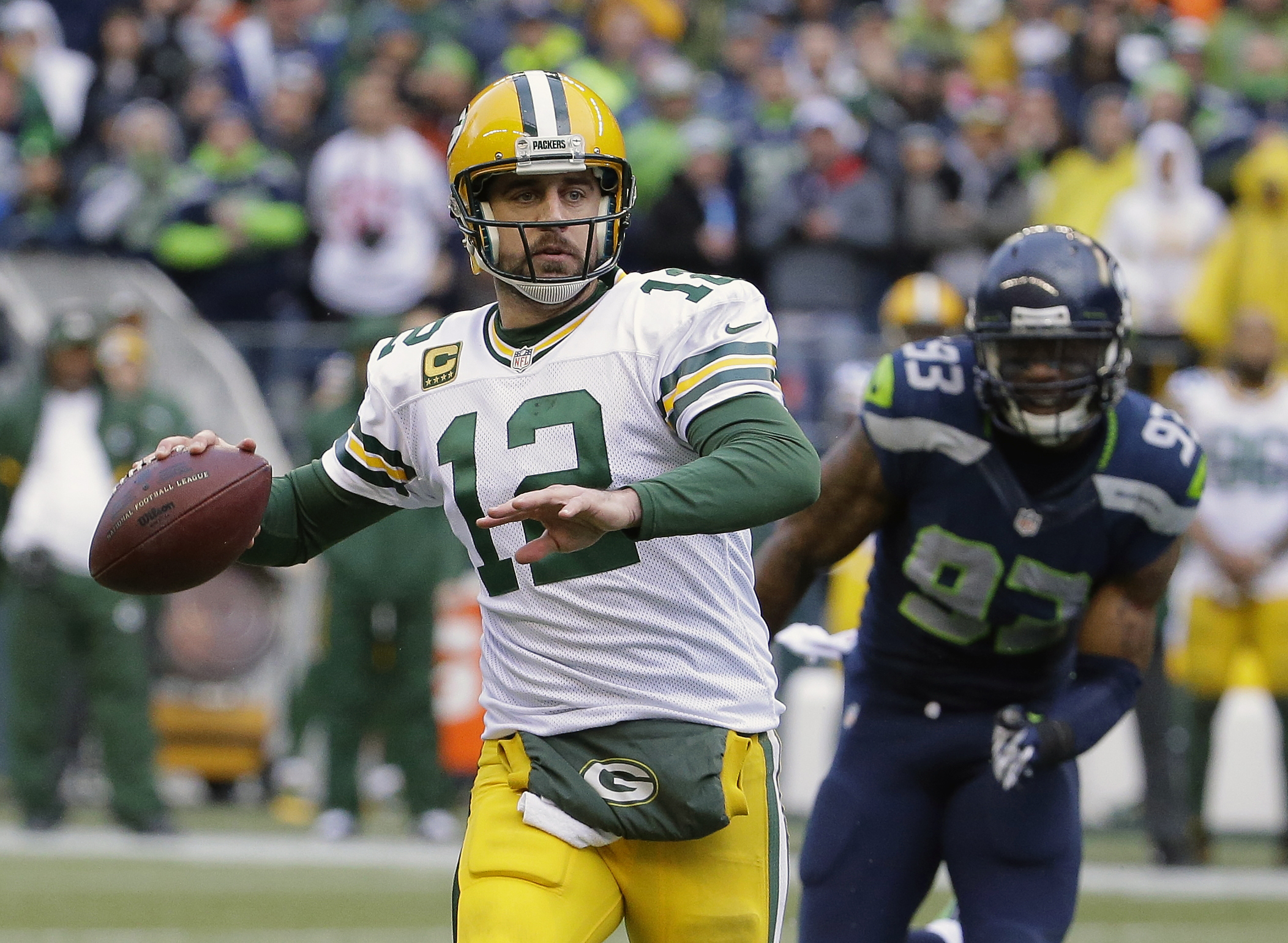 Packers' Aaron Rodgers says calf should heal within 6 weeks