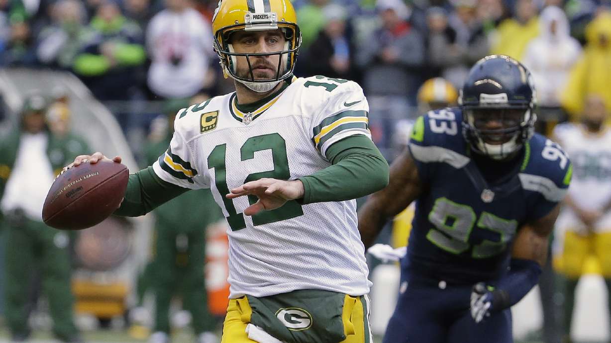 Packers' Aaron Rodgers says calf should heal within 6 weeks