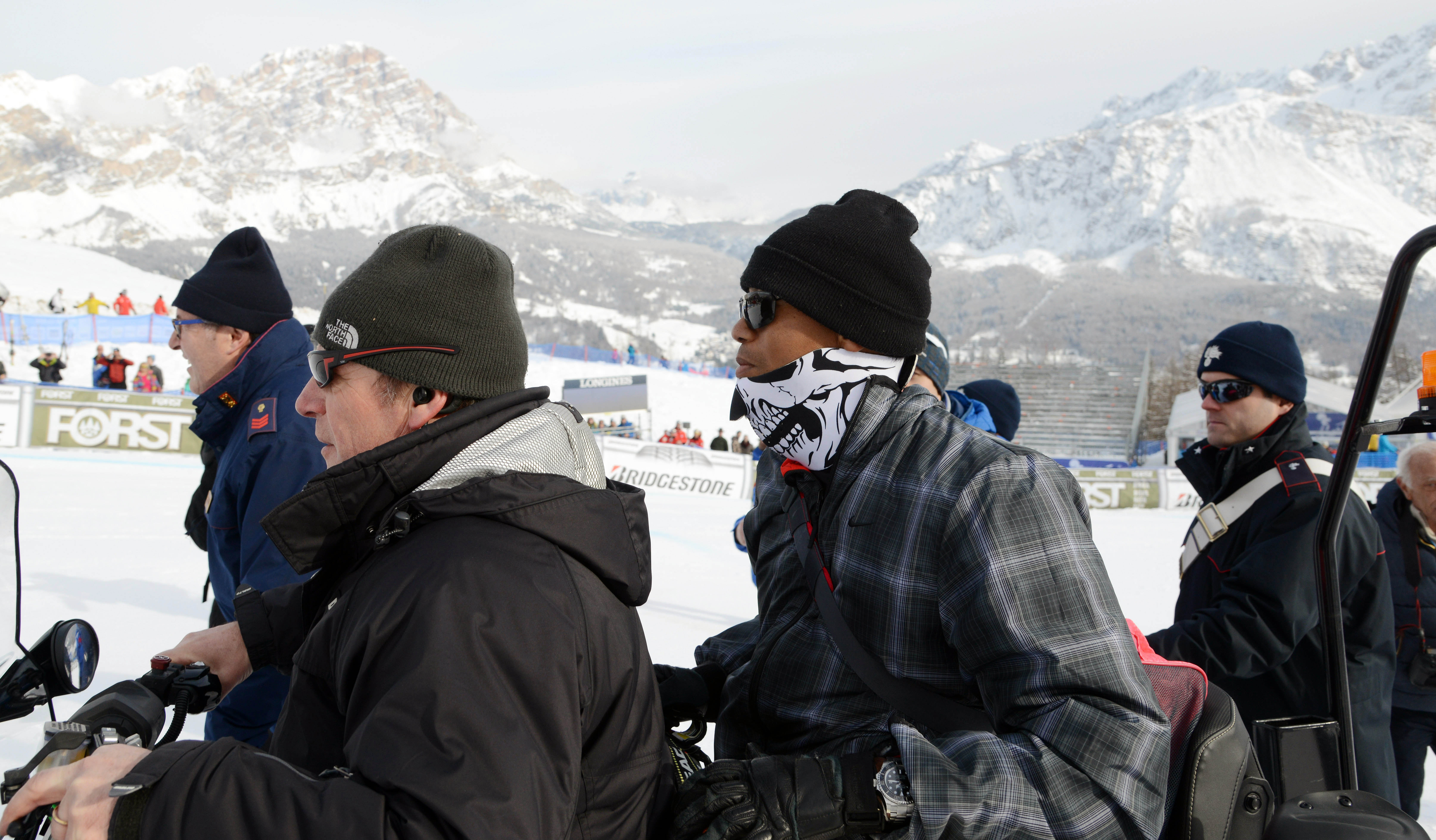 Vonn backs Tiger Woods' account of missing tooth