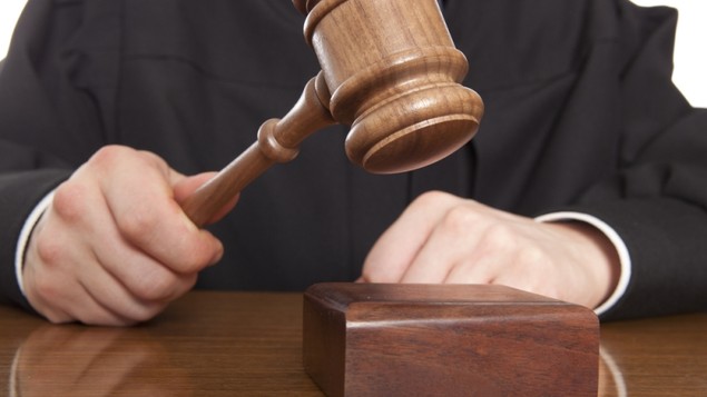 Joven se declara culpable de manipular otra víctima de maestra acusada de tener sexo con menores 