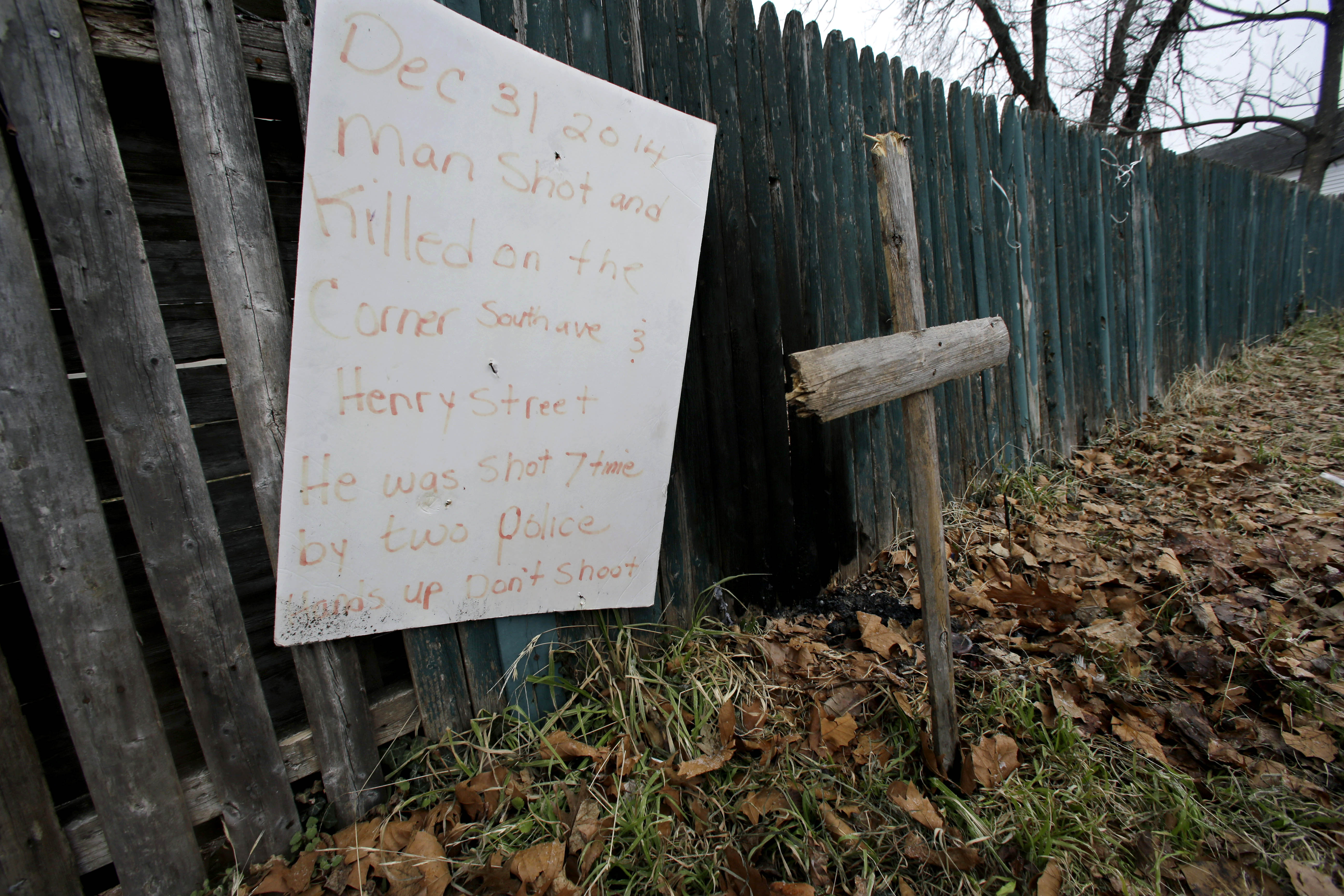 Video of New Jersey man shot by police raises questions