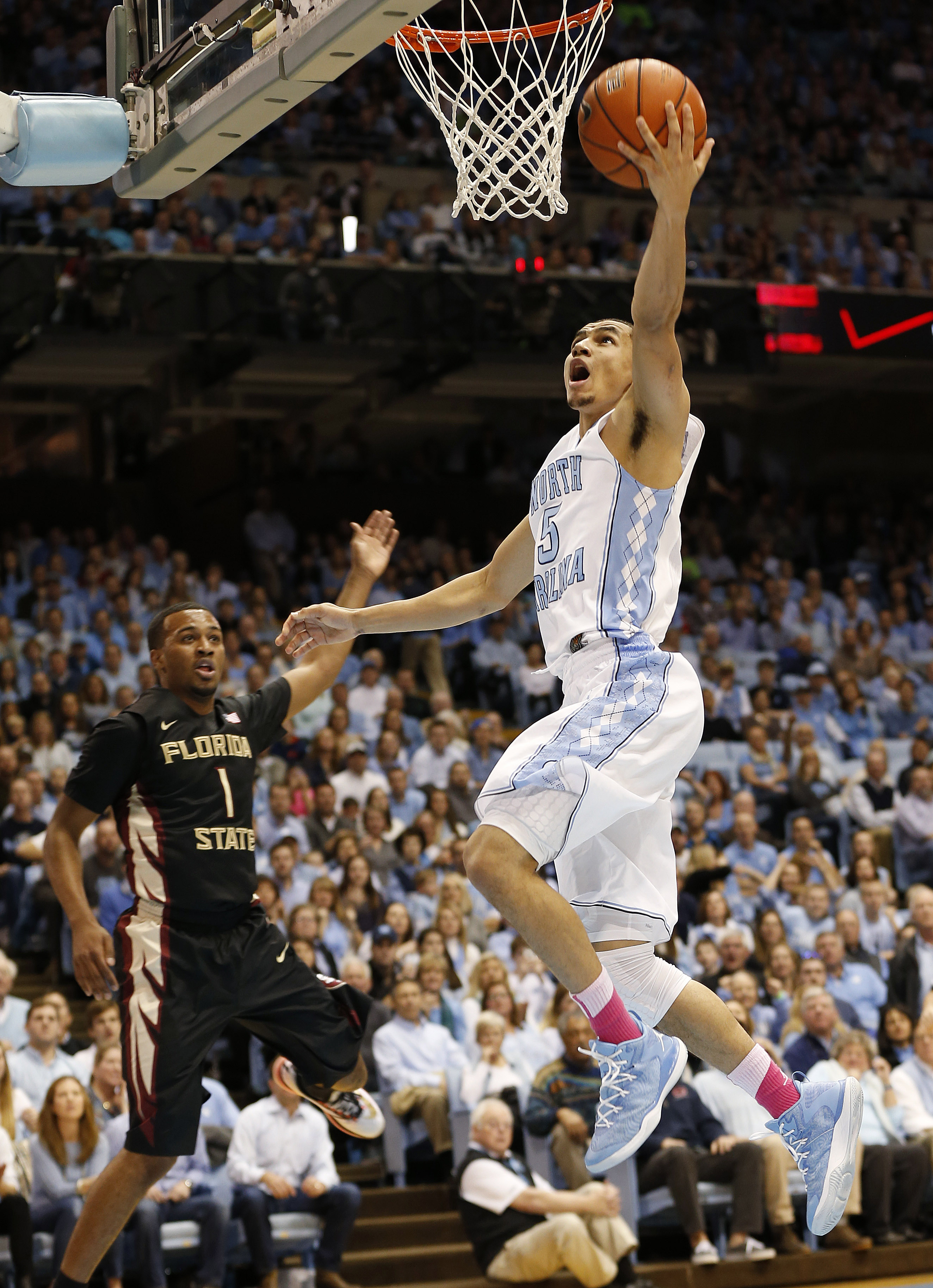 No. 15 North Carolina holds off Florida State 78-74 in ACC