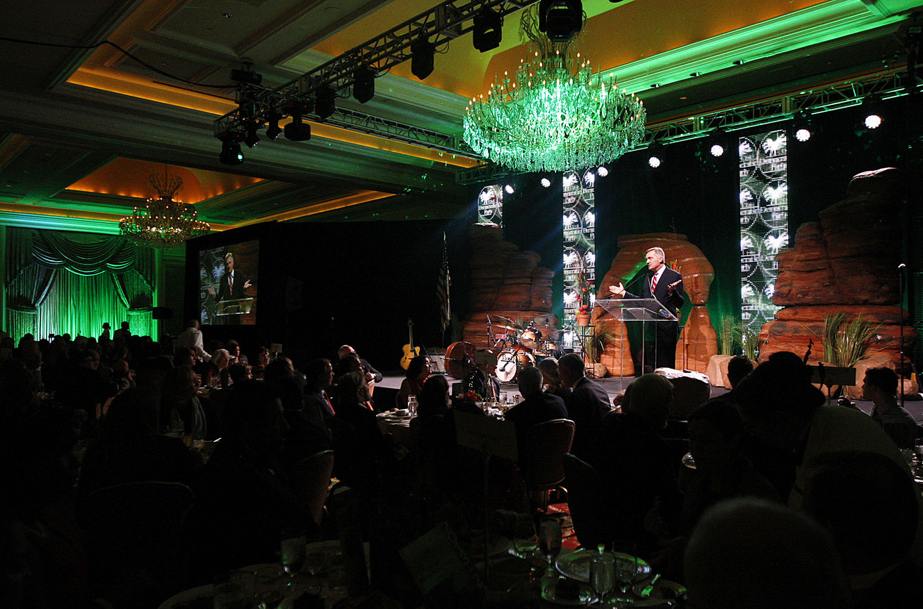 Former Congressman Jim Matheson speaks after receiving the Chairman's Legacy Award during a tribute hosted by the Utah Democratic Party at the Grand America Hotel in Salt Lake City Saturday, Jan. 24, 2015. (Photo: Chelsey Allder, Deseret News)