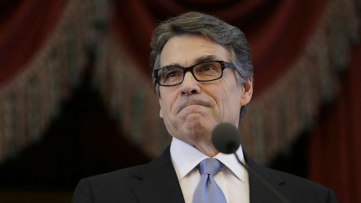 Perry: Ongoing felony case won't delay 2016 preparations