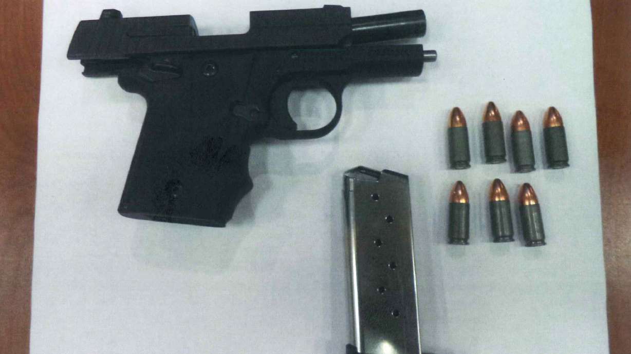 Benzino arrested after gun found in bag at Atlanta airport