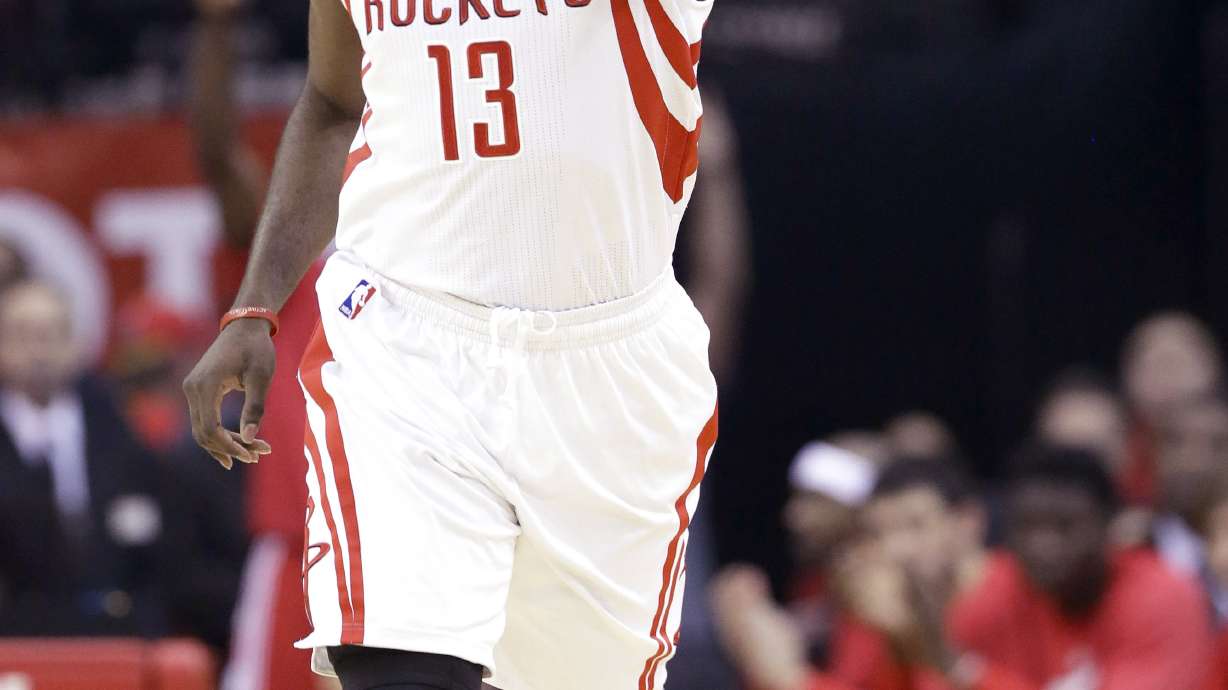 Smith and Harden lead Rockets over Mavericks 99-94