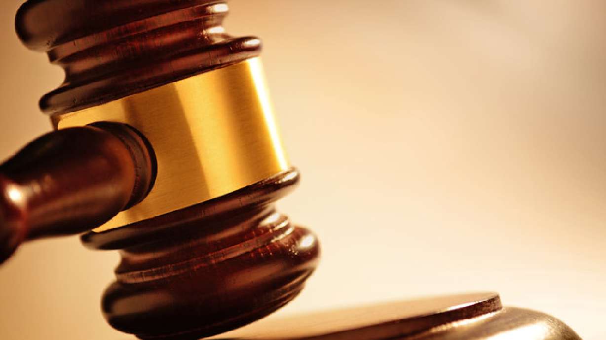 Hombre de UT acusado de asaltar sexualmente 35 veces a jovencito de 14 años