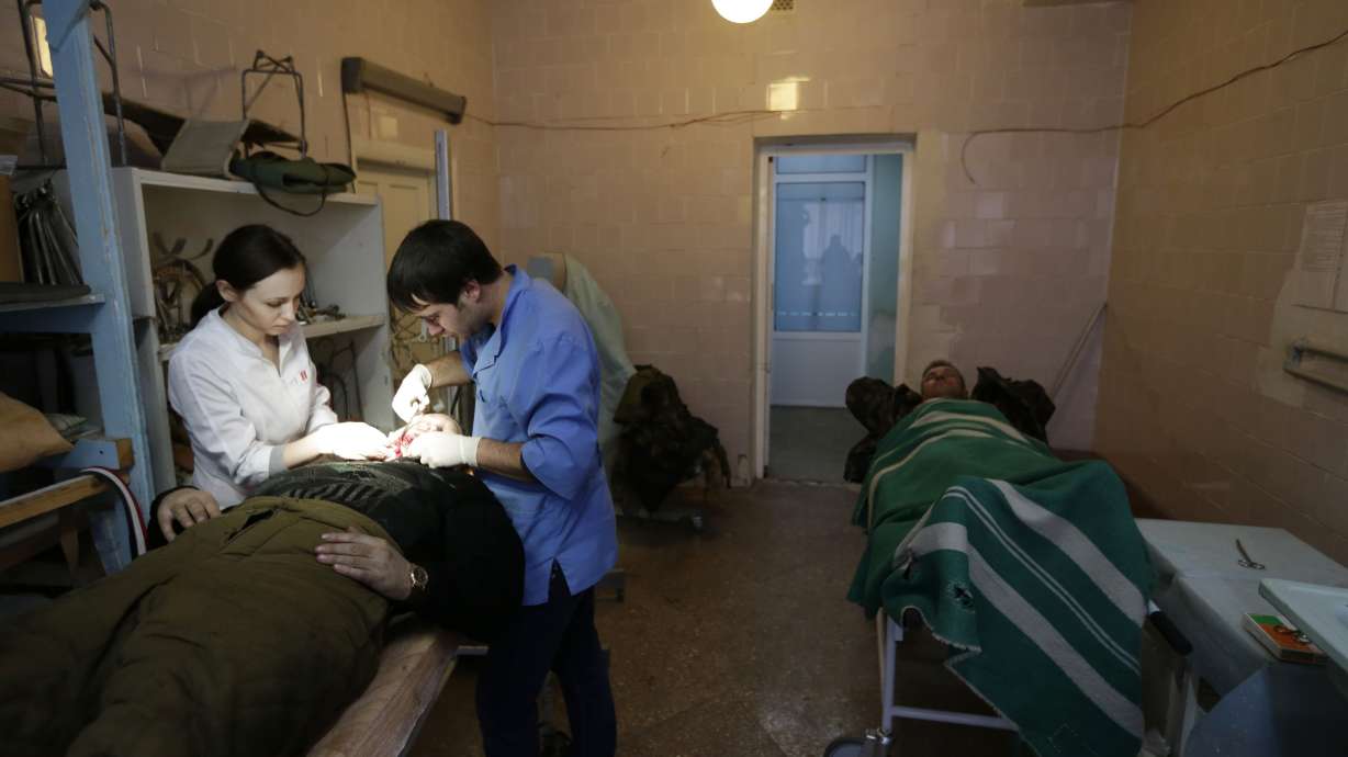 Ukraine: Russia-backed rebels overrun another town in east