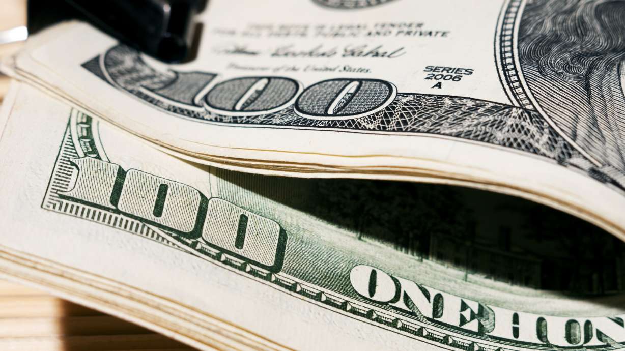 Should I save for retirement or pay off student debt first?