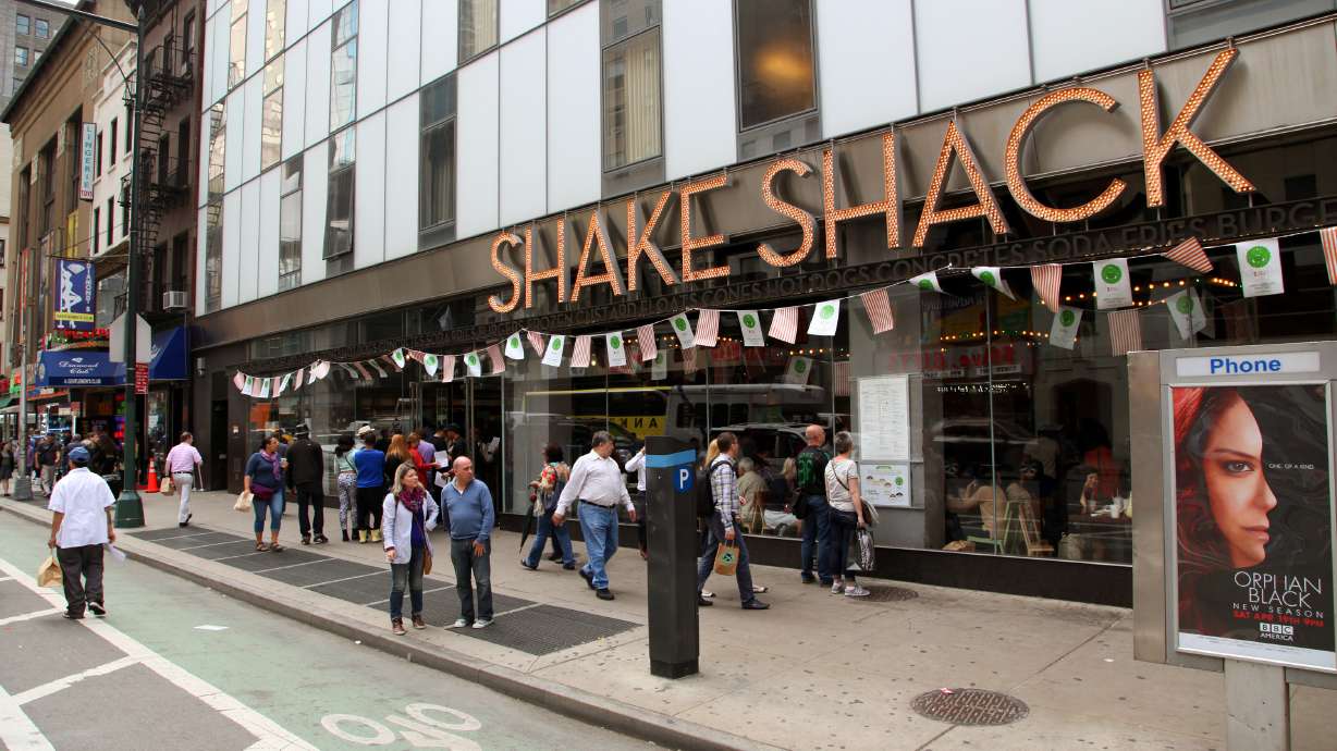 Investors crave Shake Shack: IPO prices above expected range