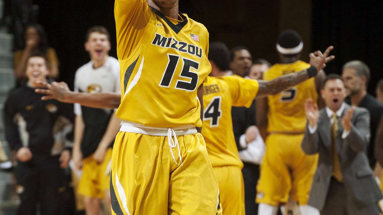 Harrison twins lead No. 1 Kentucky to 69-53 win over Mizzou