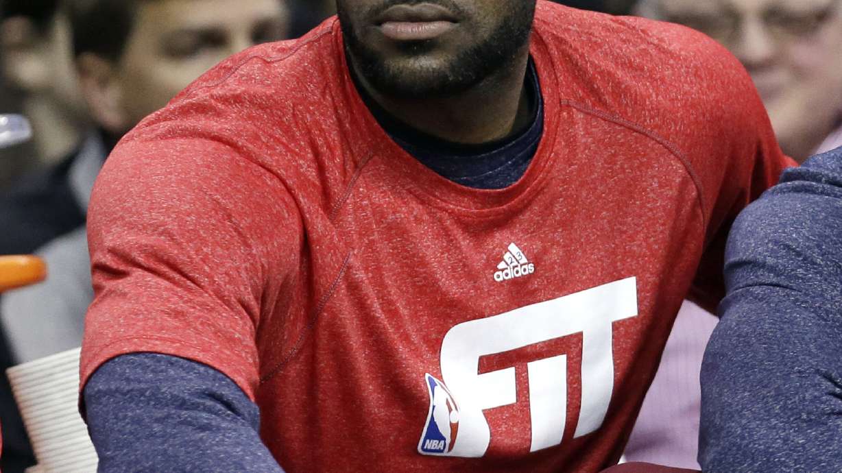 LeBron James will play vs Kings after missing 1 game