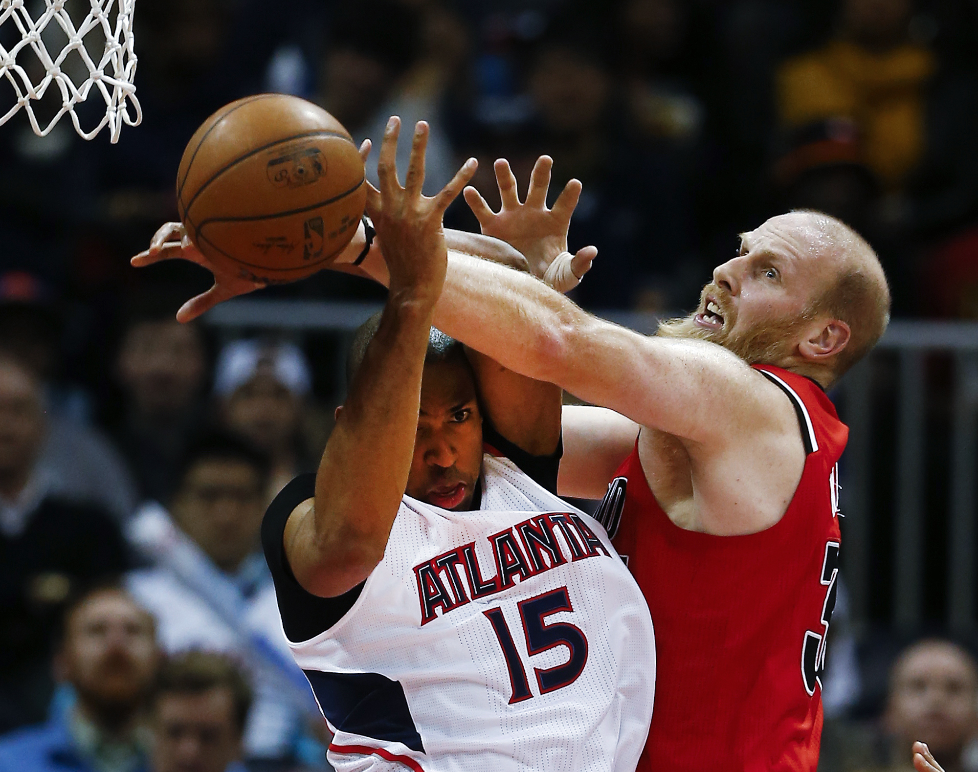 Hawks keep streak alive, top Trail Blazers 105-99