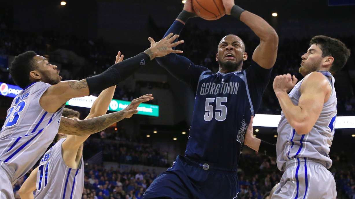 Smith-Rivera leads No. 21 Hoyas past cold Creighton 67-40
