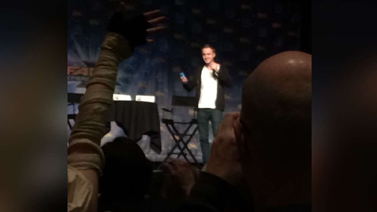 FanX: Tom Felton dishes on 'Harry Potter' role with thousands of fans
