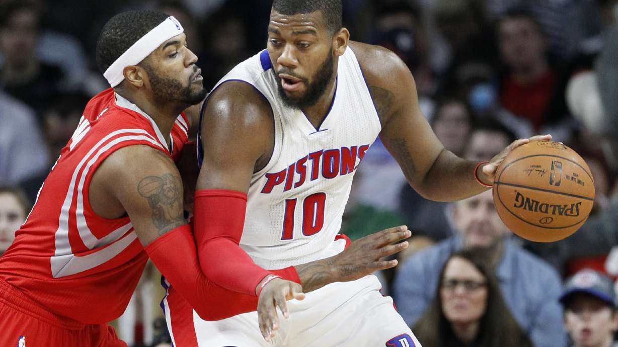 Pistons turn back Smith, Rockets in 114-101 victory