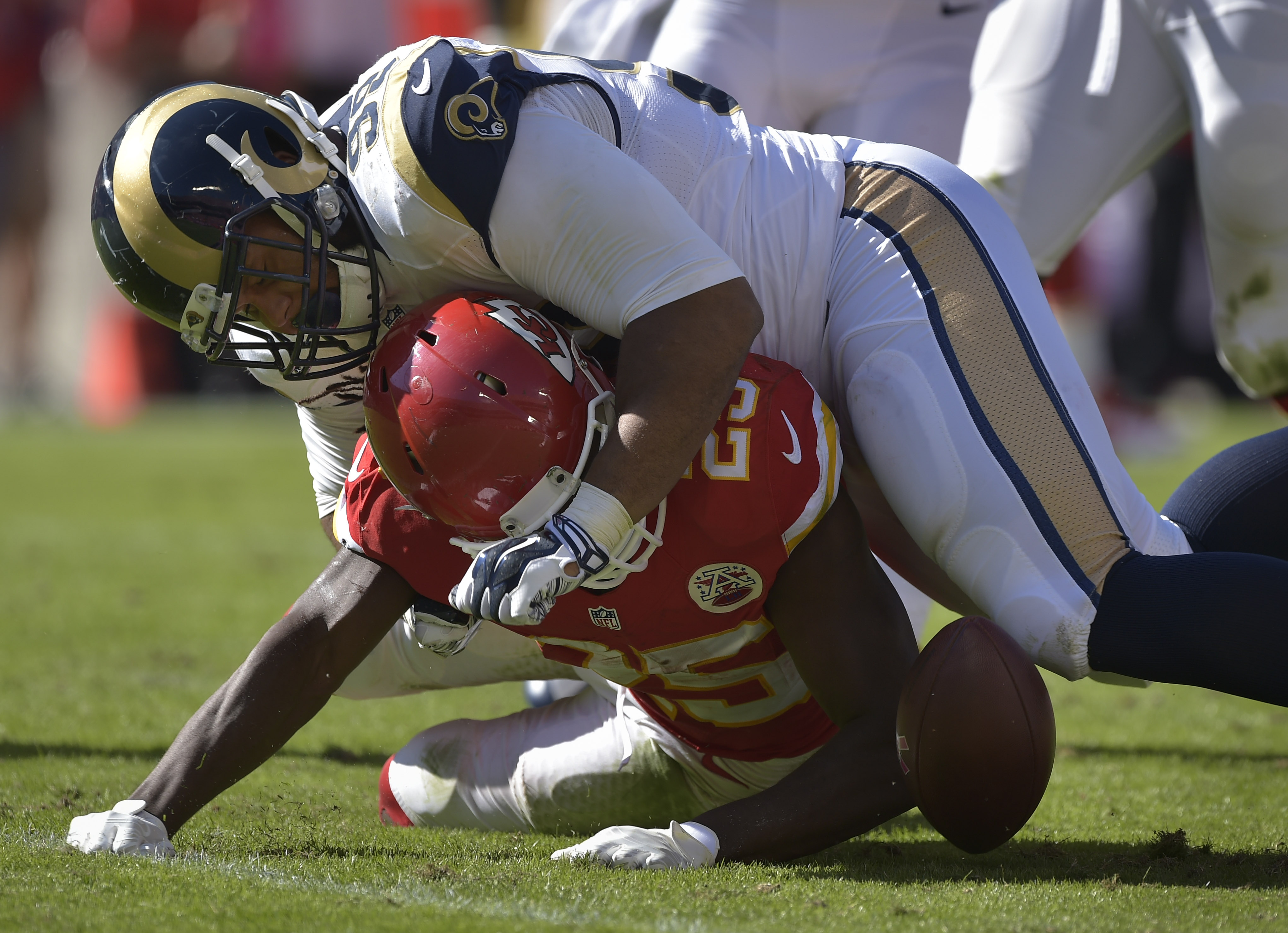 Rams DT Aaron Donald is top defensive rookie
