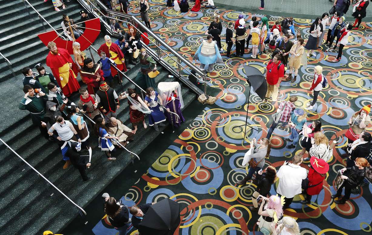 Fans take a photo Salt Lake Comic Con FanX at the Salt Palace in Salt Lake City Saturday, Jan. 31, 2015. (Photo: Jeffrey D. Allred, Deseret News)