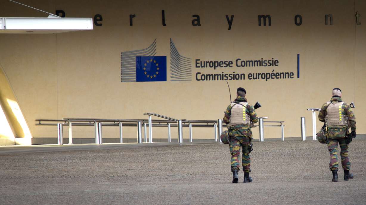 EU Parliament evacuated, man in camouflage arrested