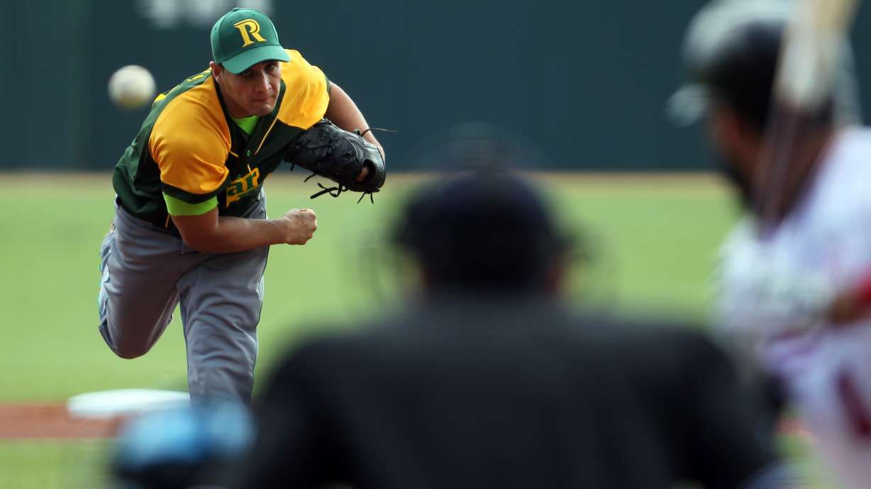 Dominican Republic drops Cuba to 0-2 in Caribbean Series