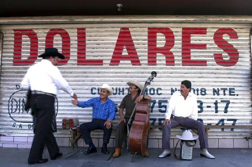 Remesas de mexicanos suben 7,8% en 2014