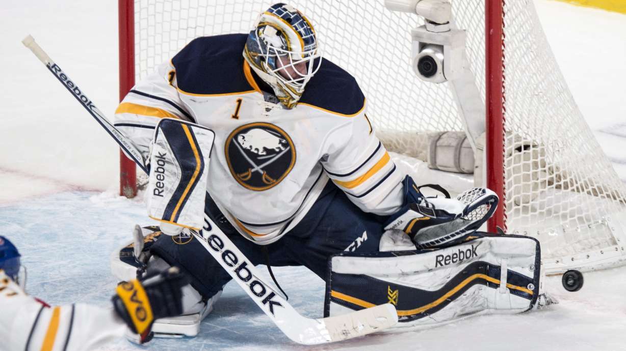 Sabres end record 14-game skid with 3-2 win over Canadiens