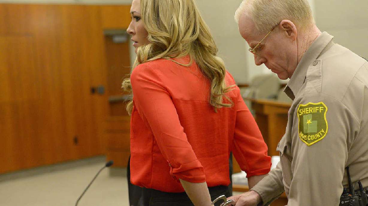 Student was not in Davis teacher's class when relationship began, attorneys claim