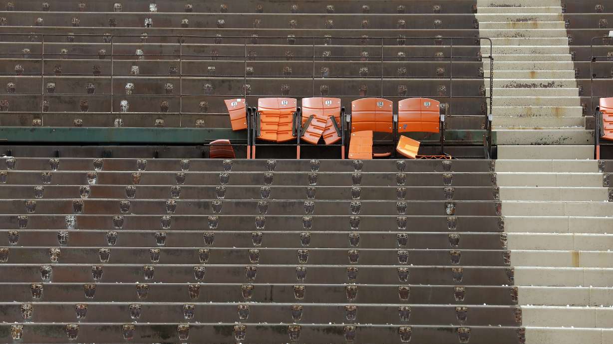Demolition begins on San Francisco's Candlestick Park